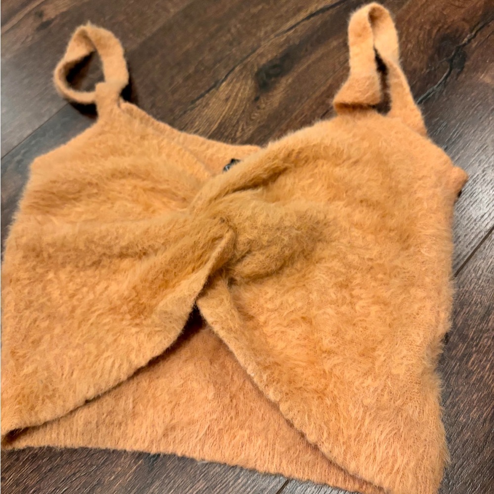 Windsor fuzzy tank - peach